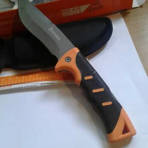 Cuchillo Táctico de Supervivencia Alto Carbono